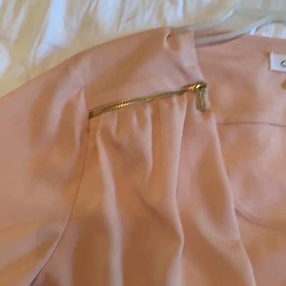 Calvin Klein - Picture 6 of 7